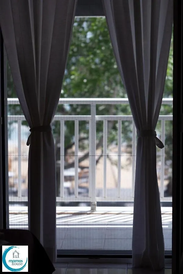 Mama'S House Luxury Apartments Flogita